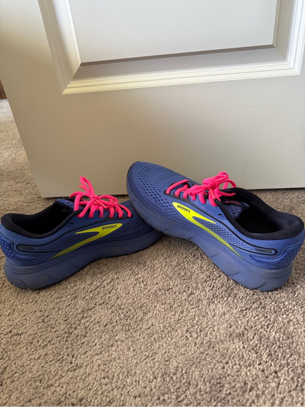 Brooks Women's Purple Running Sneakers with Pink Laces and Neon Accent